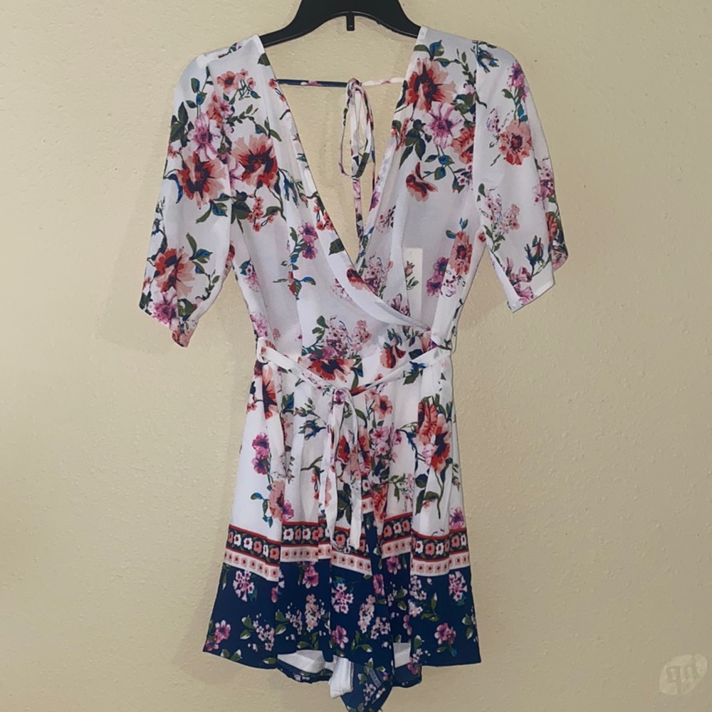 Floral Romper - Picture 1 of 6
